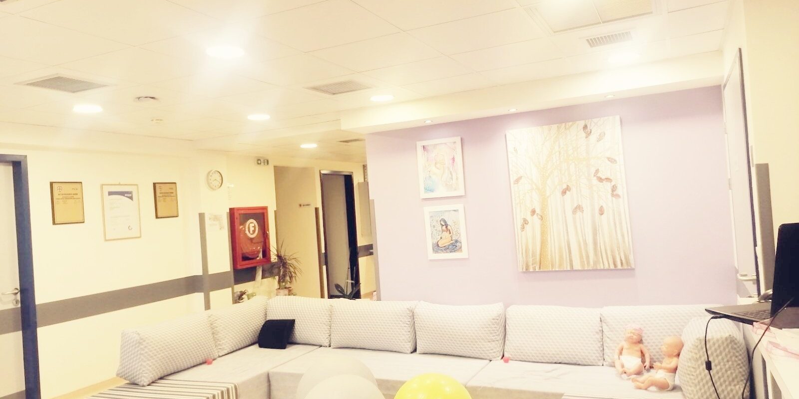 Συνεδρία προετοιμασίας γονεϊκότητας με θέμα τον τοκετό